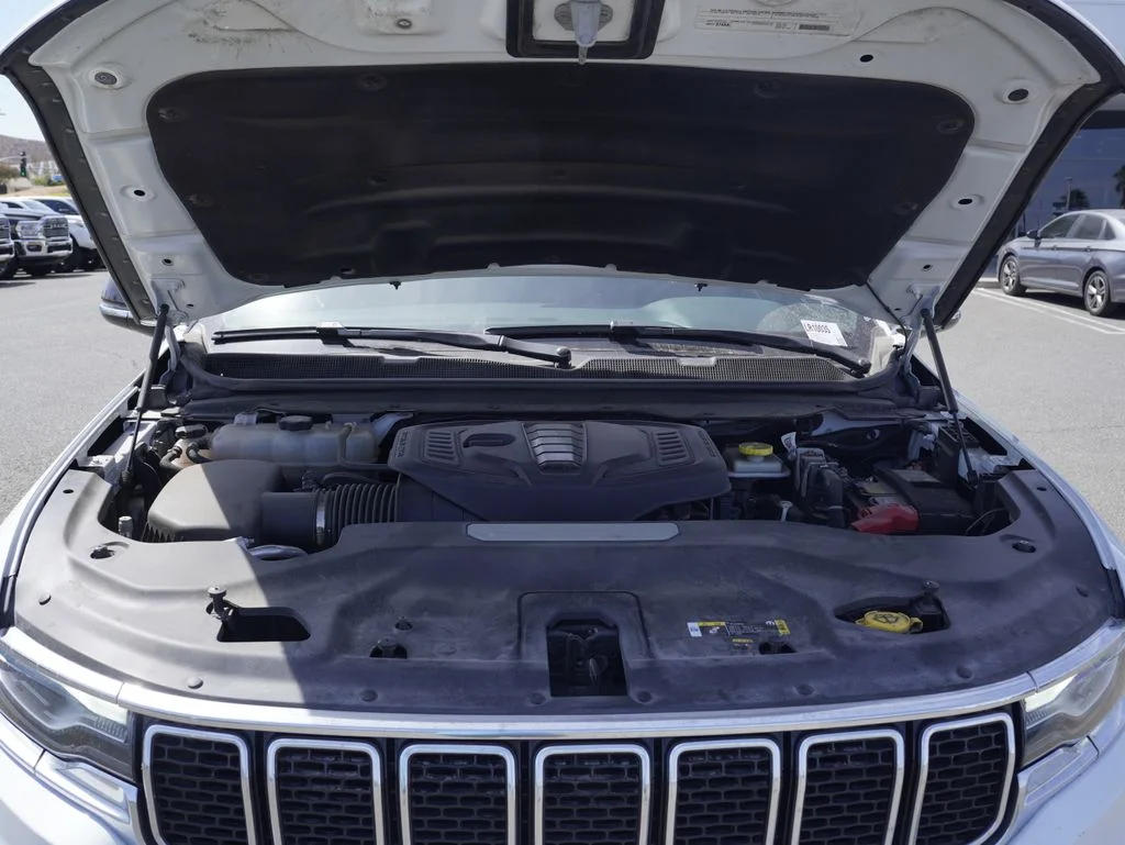 Used 2024 White Jeep Series II image 5