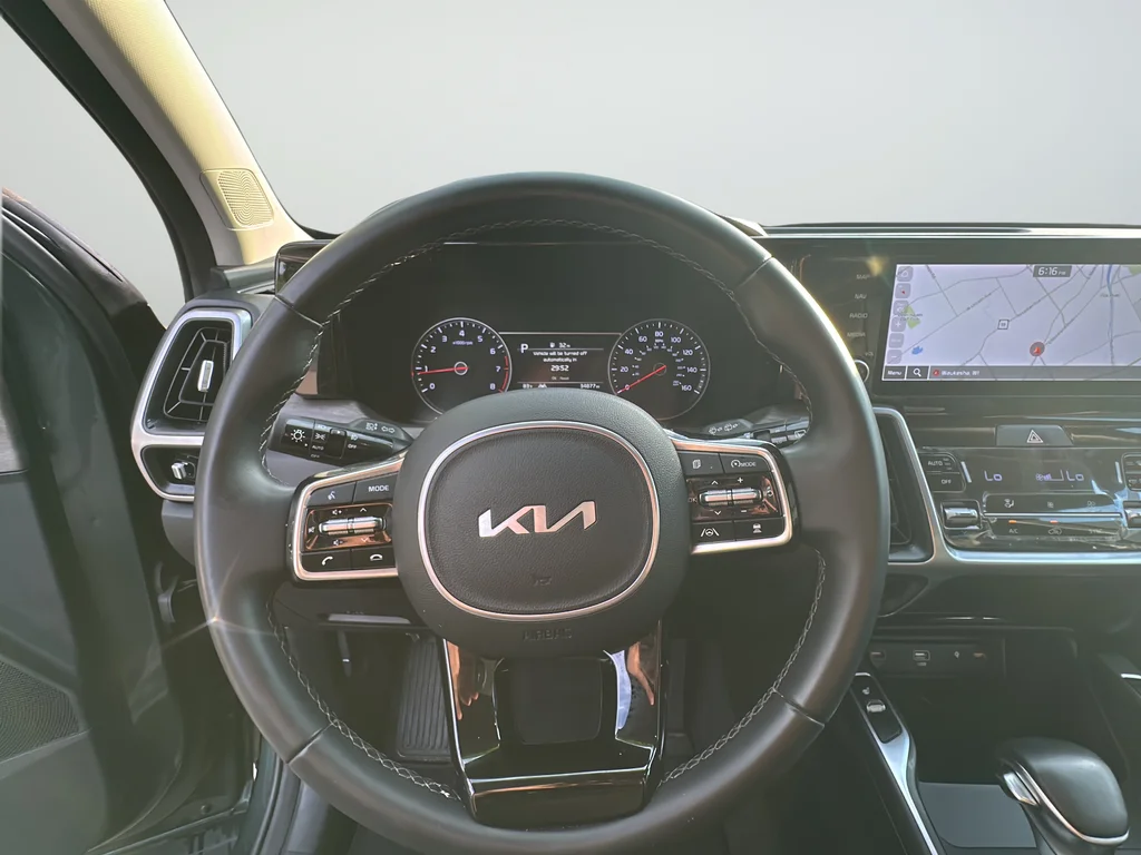 Used 2023 Green Kia X-Line EX image 32