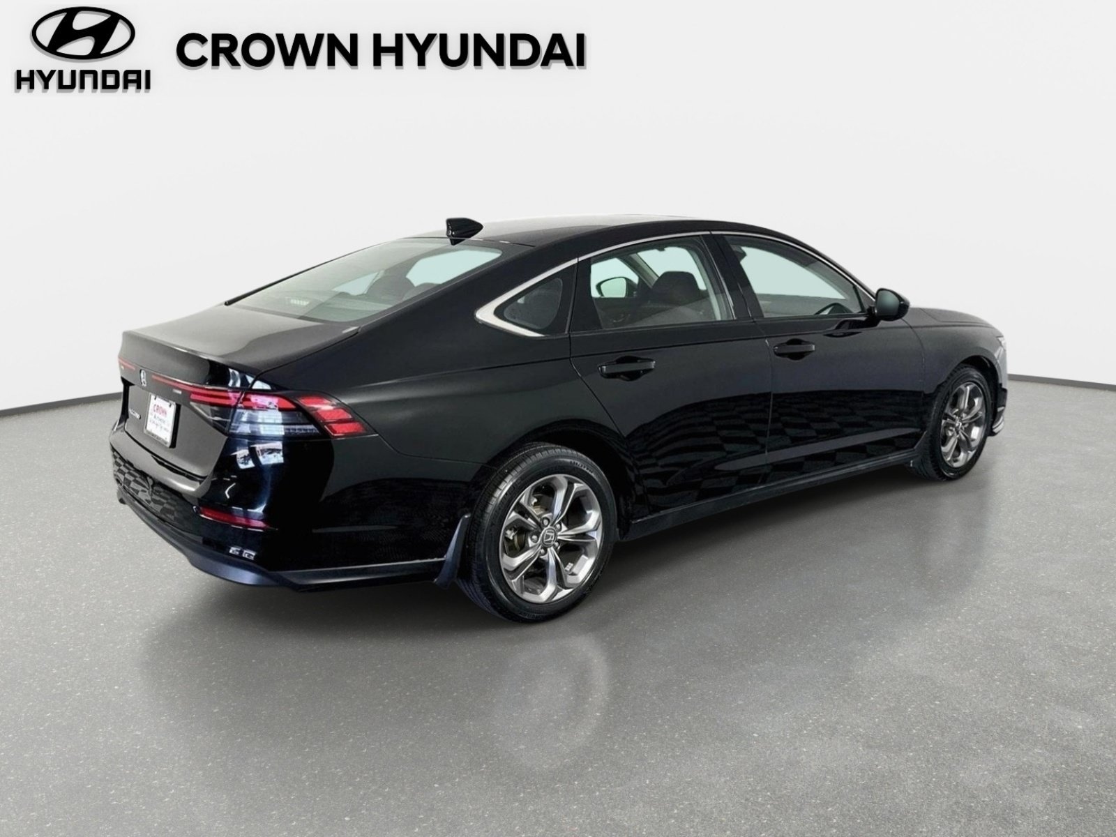 Used 2023 Black Honda EX image 5