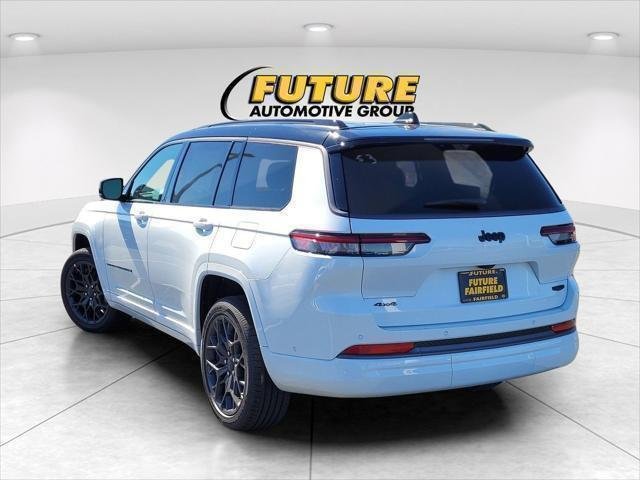 New 2026 Bright White Clear-Coat Exterior Paint Jeep Summit image 5