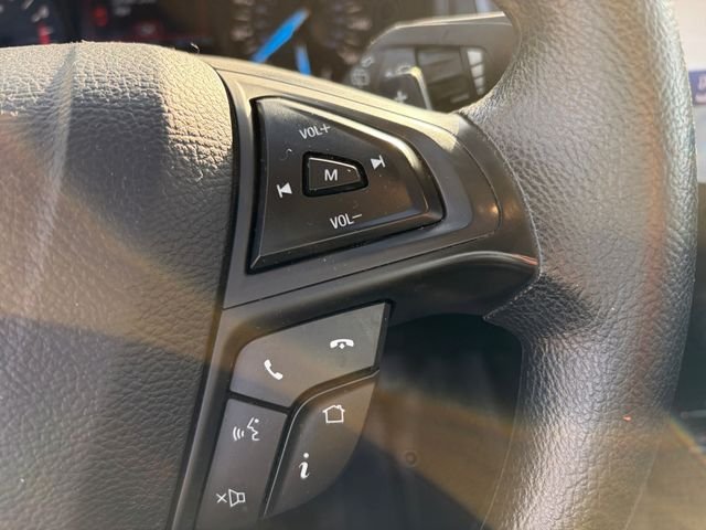 Used 2020 Blue Ford SE image 29