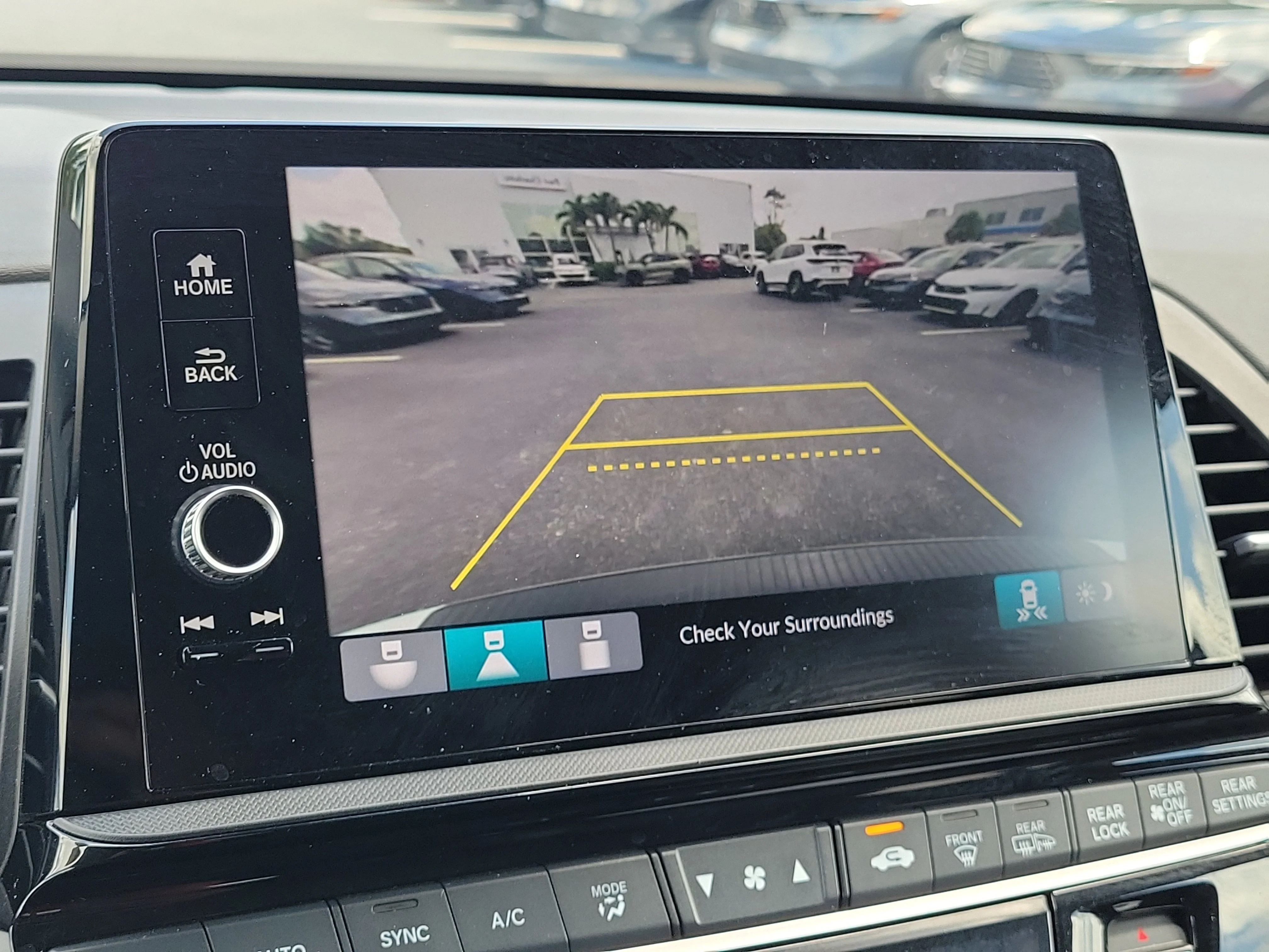 2025 Honda Odyssey EX-L - Photo 25
