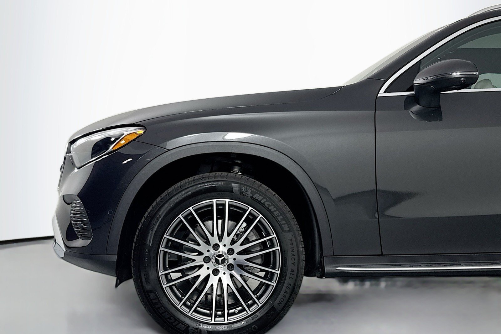 2026 Mercedes-Benz GLC Base - Photo 9