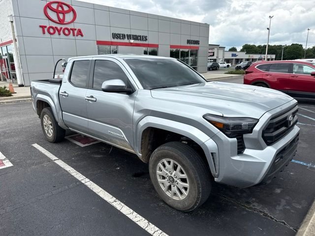 Used 2025 Silver Toyota SR5 image 5