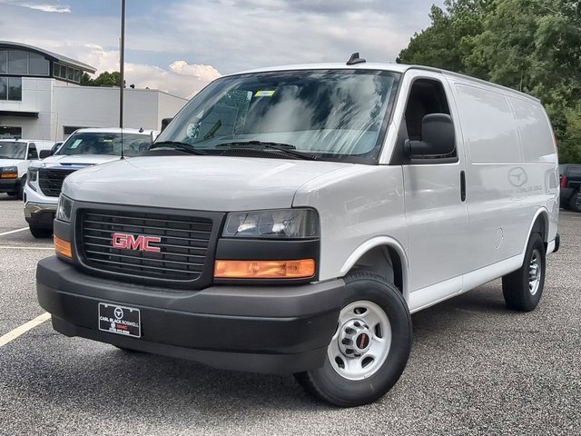 2025 GMC Savana Cargo Work Van