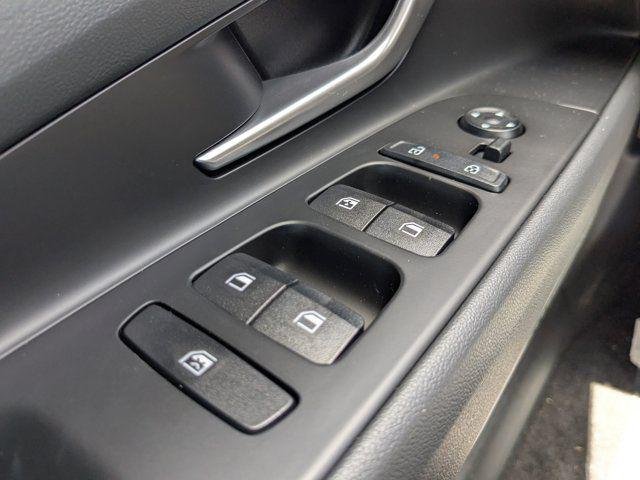 2025 Hyundai Elantra Limited - Photo 45