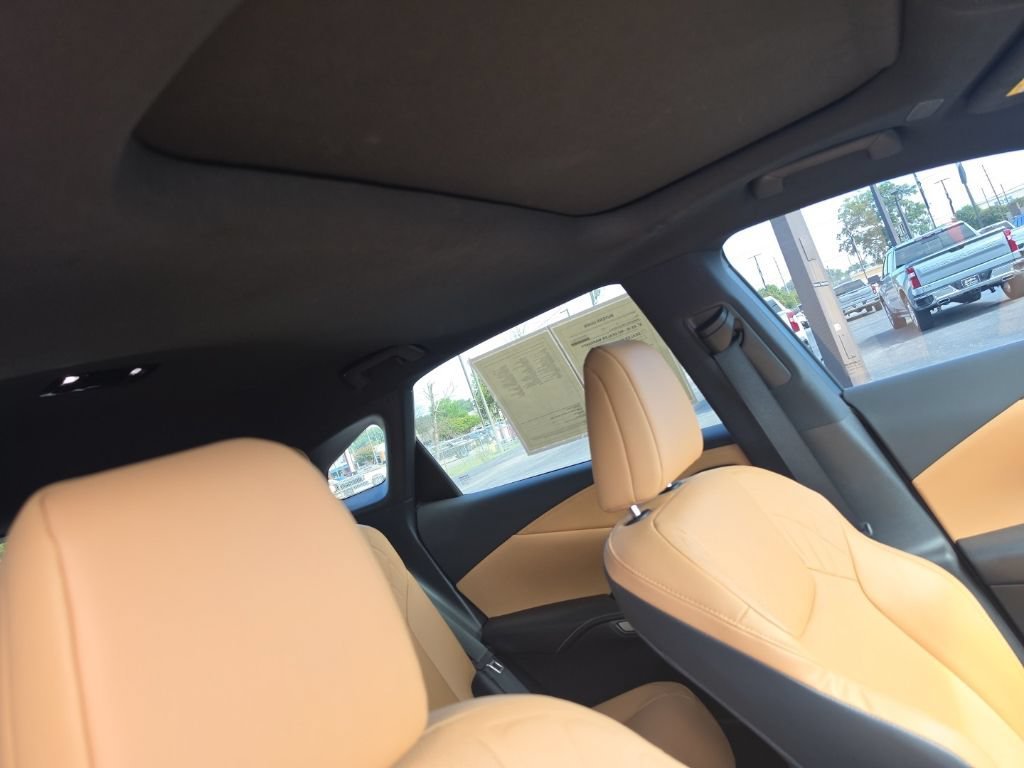 Used 2024 Matador Red Mica Lexus 350 Premium image 33