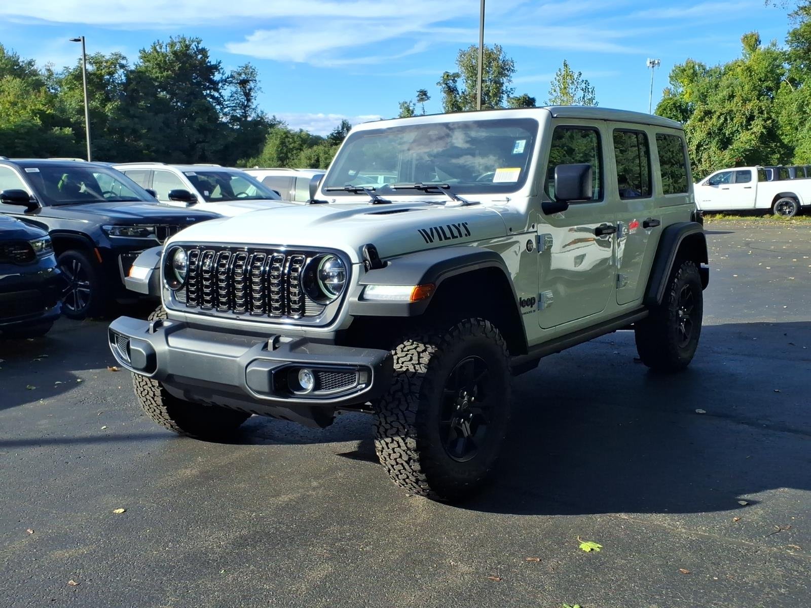 New 2027 Bright White Clear-Coat Exterior Paint Jeep Willys image 2