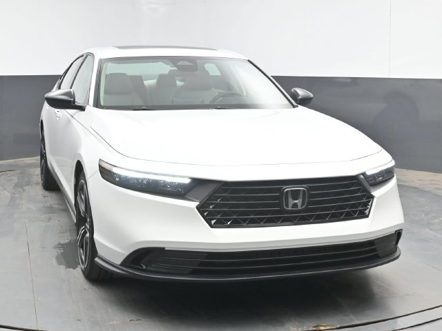 New 2026 Platinum White Pearl Honda SE image 2
