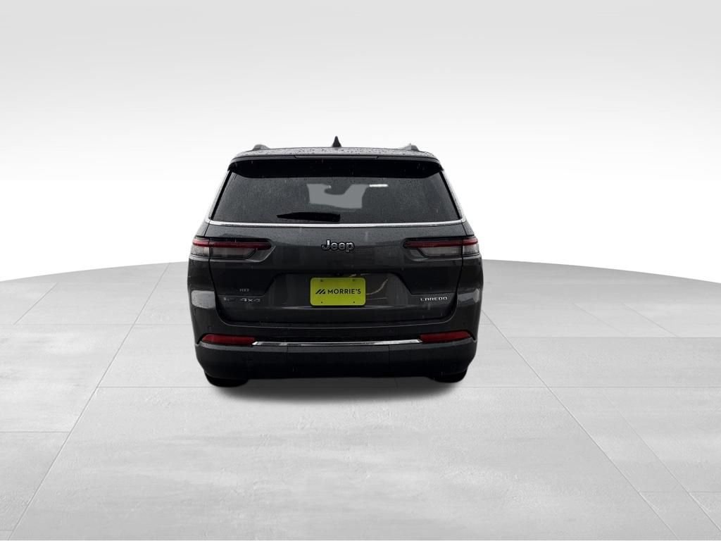 Used 2023 Gray Jeep Laredo image 6