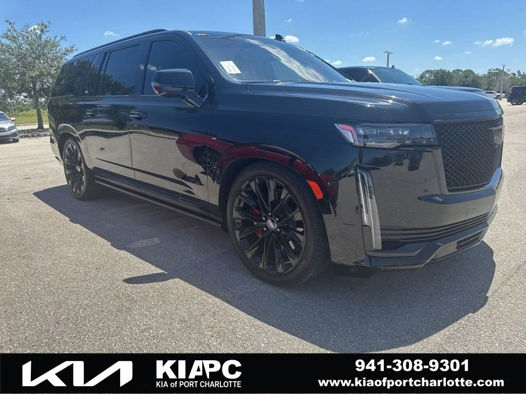 2022 Cadillac Escalade ESV 4WD Sport's photo