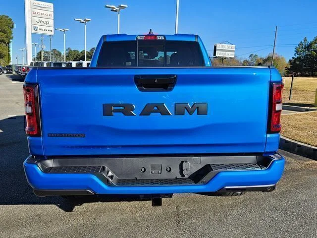 New 2026 Hydro Blue Pearl-Coat Exterior Paint RAM Big Horn/Lone Star image 11