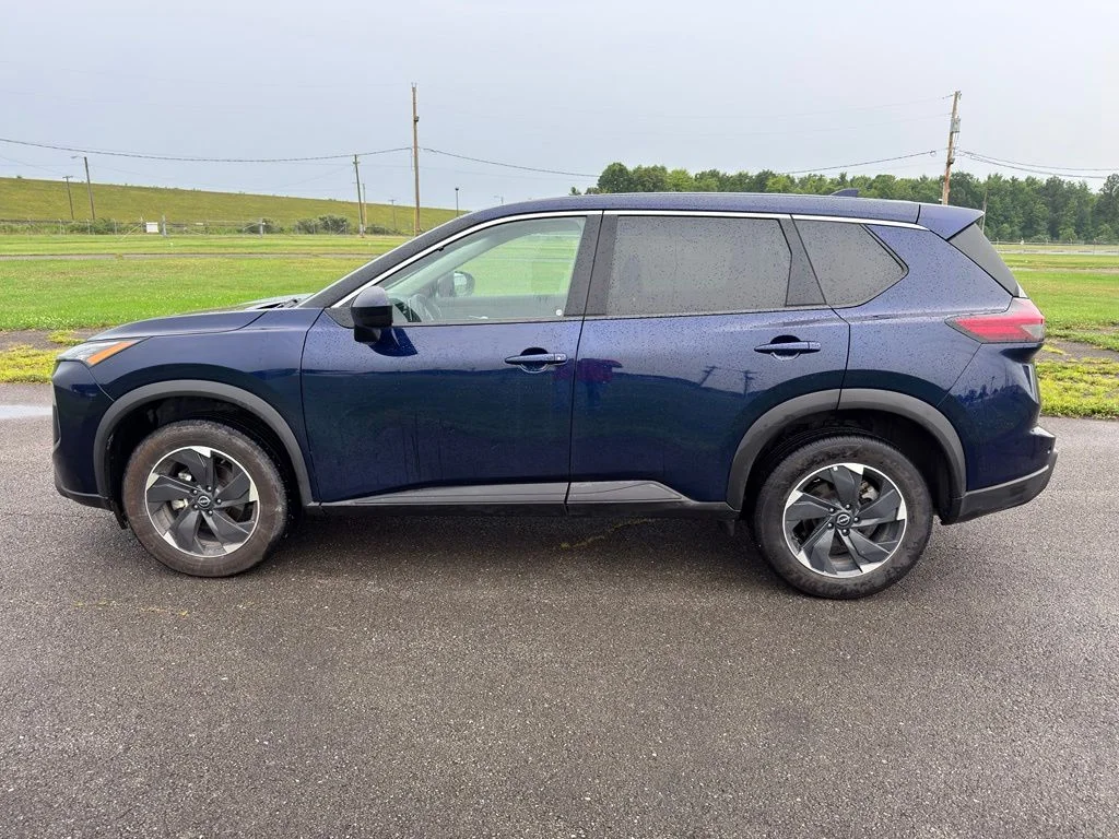 Used 2024 Blue Nissan SV image 18
