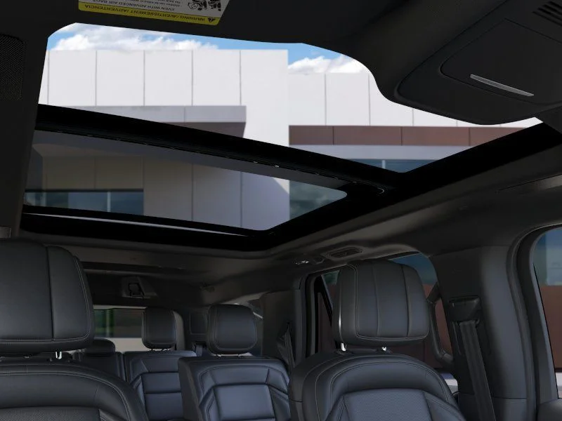 New 2026 White Lincoln Reserve image 23
