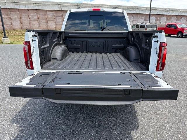 New 2026 Star White Metallic Tri-Coat Ford King Ranch® image 34
