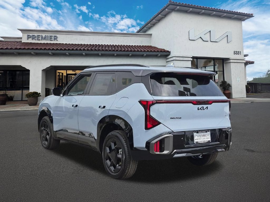 New 2027 Pale Gray Kia X-Line S image 6