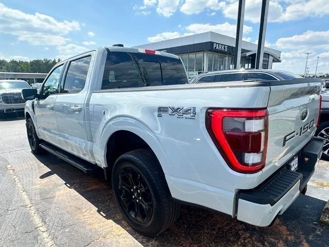 Used 2023 White Ford Lariat image 30