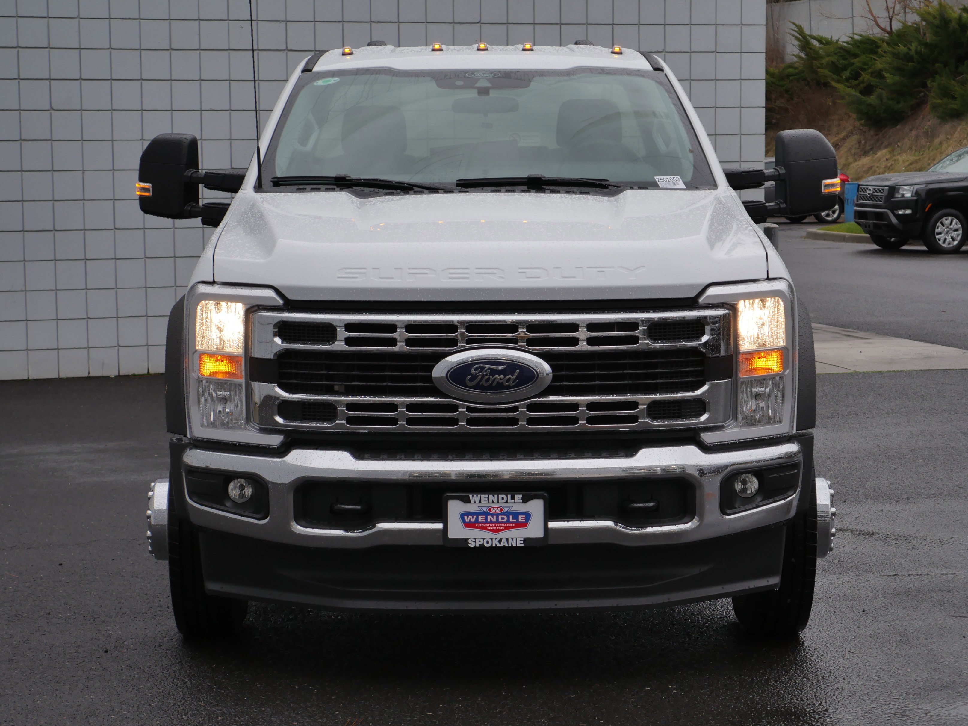 New 2026 Oxford White Ford F-550® XLT image 22
