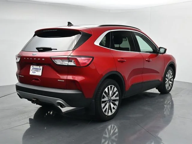 Used 2022 Red Ford Titanium image 8