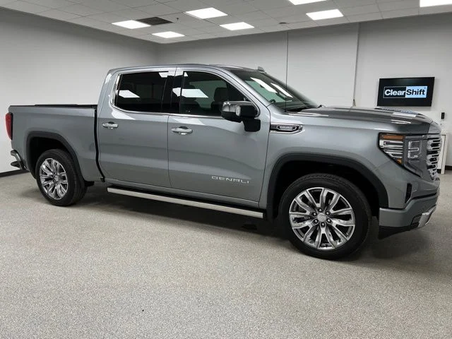 2025 GMC Sierra Denali 4WD Crew Cab Short Box's photo
