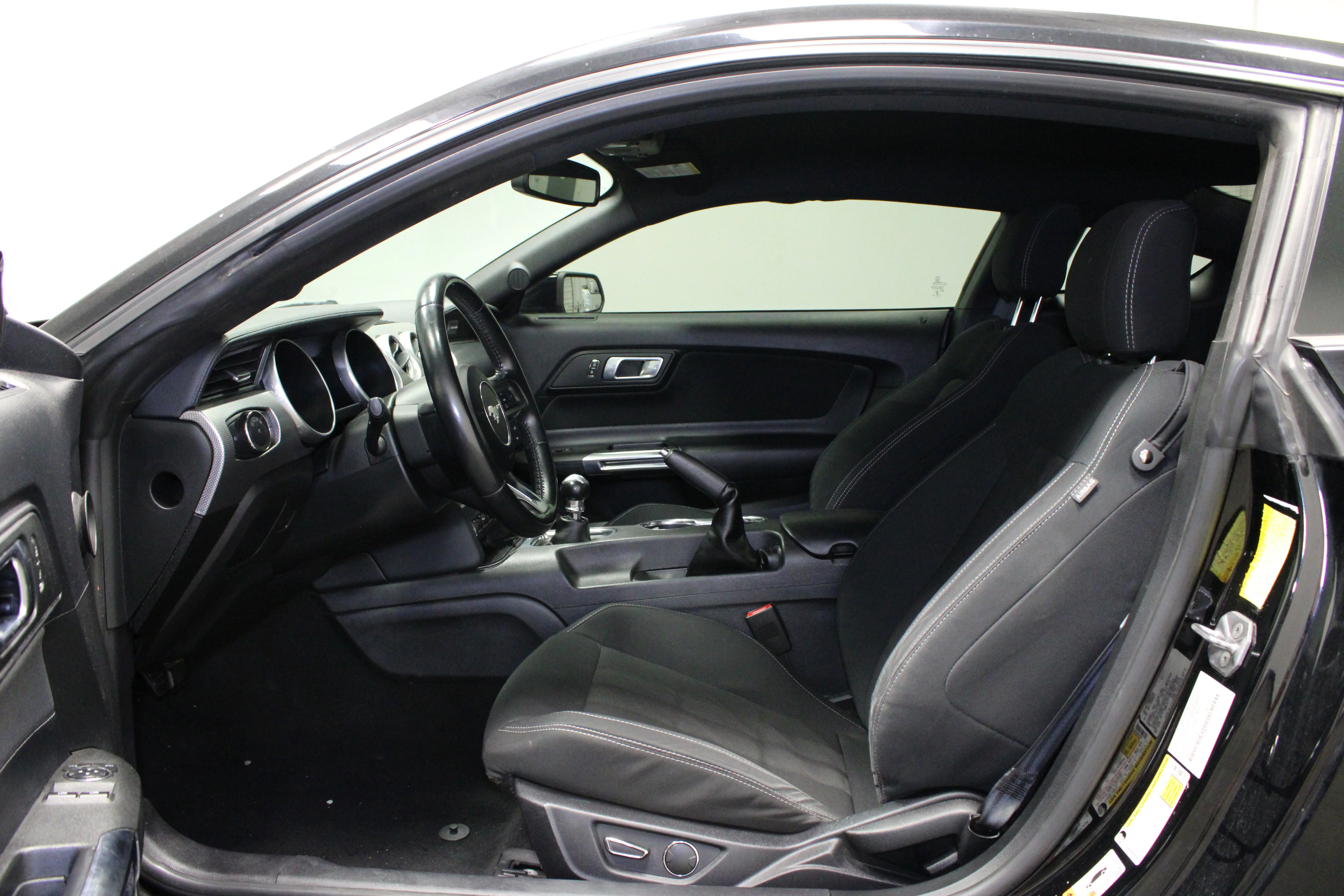 Used 2019 Shadow Black Ford GT image 12