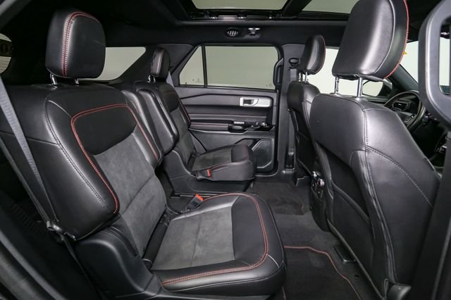 Used 2023 Black Ford ST-Line image 20