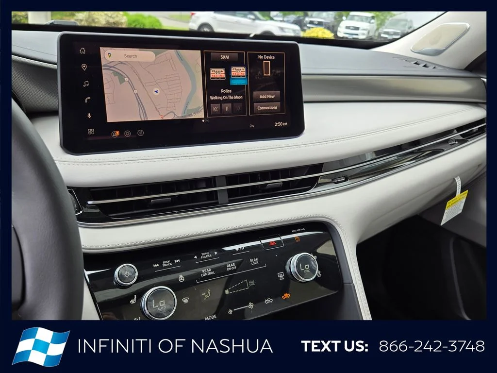 New 2027 DEEP EMERALD INFINITI Luxe AWD image 29
