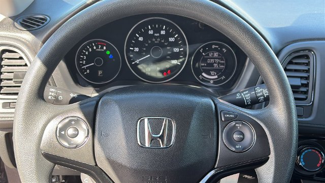 Used 2018 Modern Steel Metallic Honda LX image 12