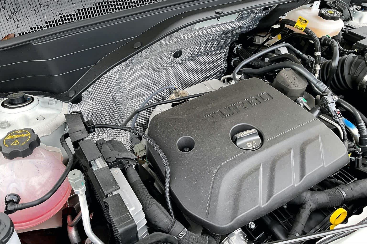 New 2026 Summit White Chevrolet LT image 17