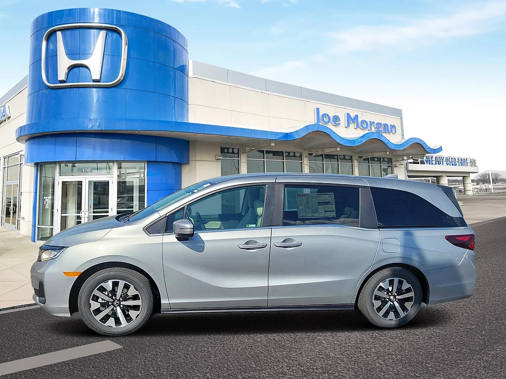 2027 Honda Odyssey EX-L, photo 2 of 12