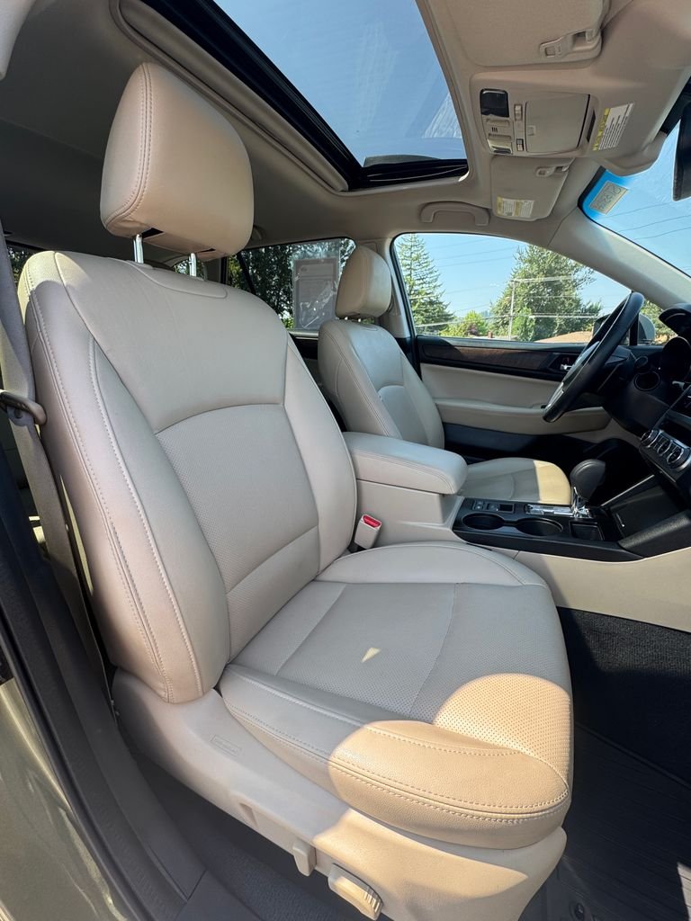 Used 2016 Wilderness Green Metallic Subaru 2.5i image 24