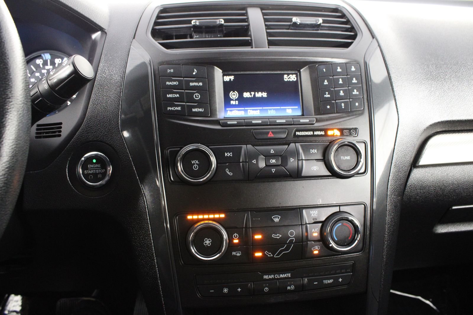 Used 2018 Blue Ford XLT image 27