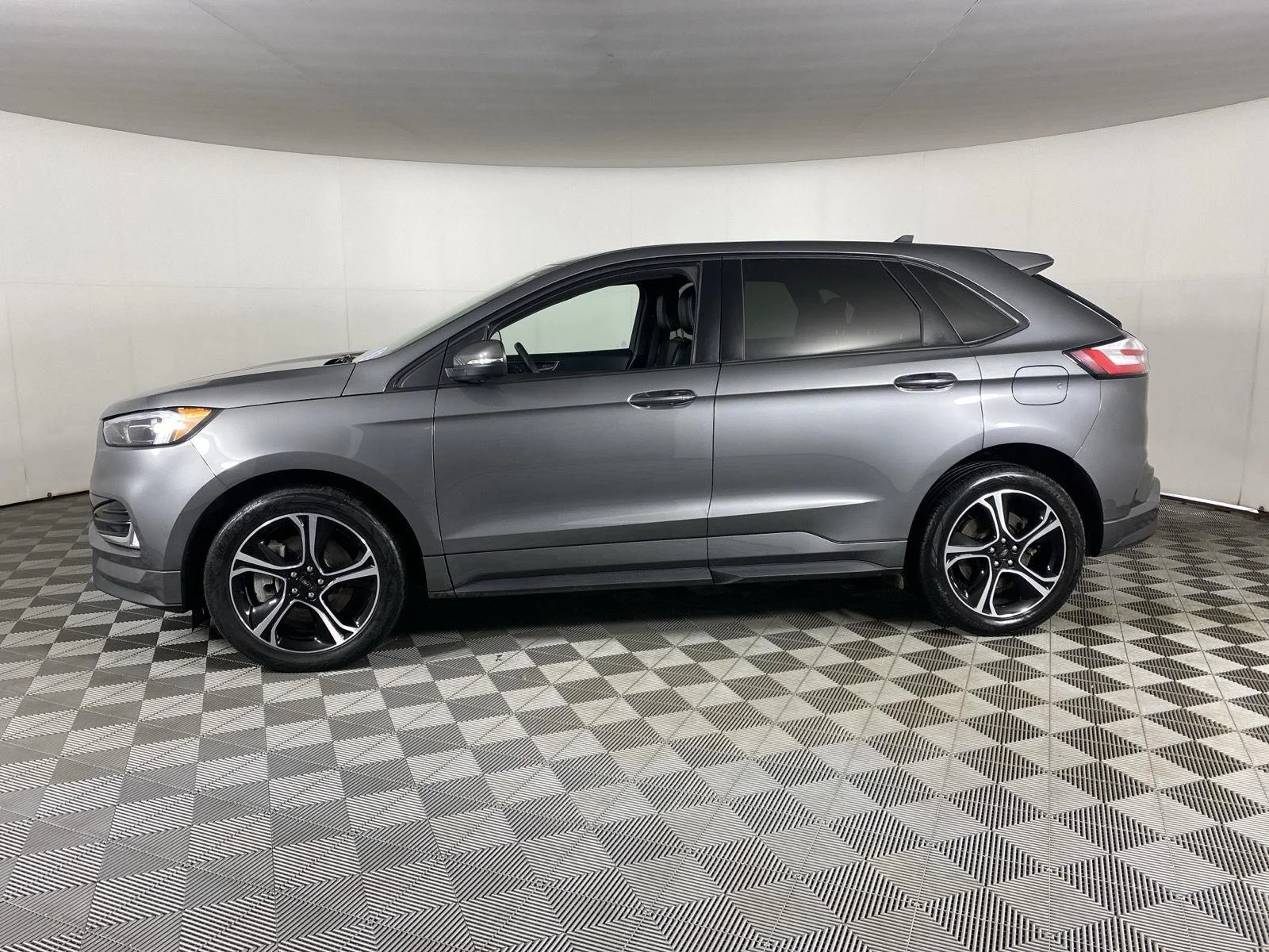 Used 2023 Carbonized Gray Ford ST image 4