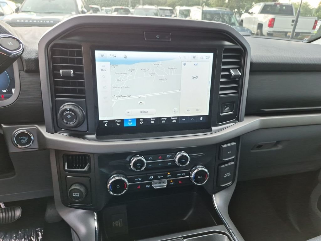 New 2026 Carbonized Gray Metallic Ford XLT image 32