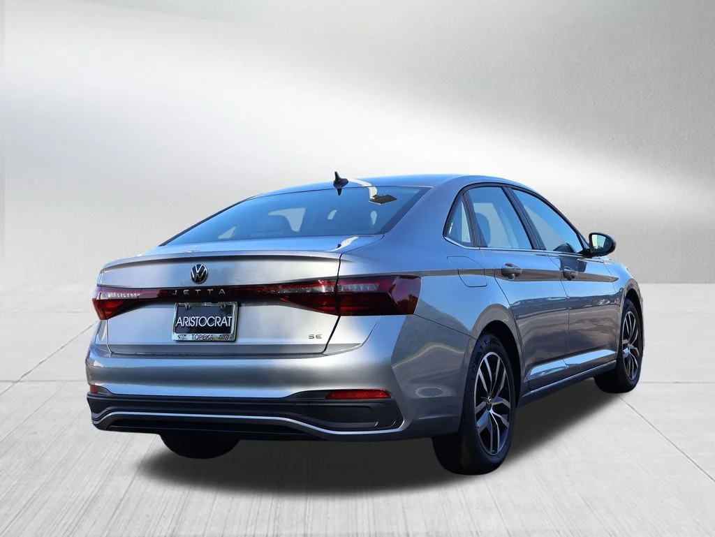 2026 Volkswagen Jetta SE - Photo 22