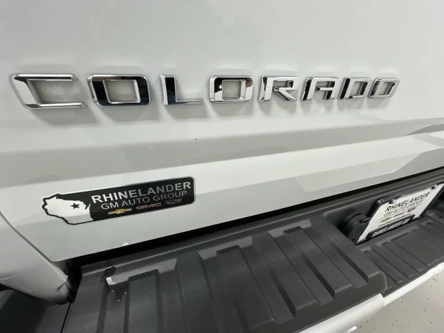 Certified Used 2021 SUMMIT WHITE Chevrolet 4WD Z71 image 28
