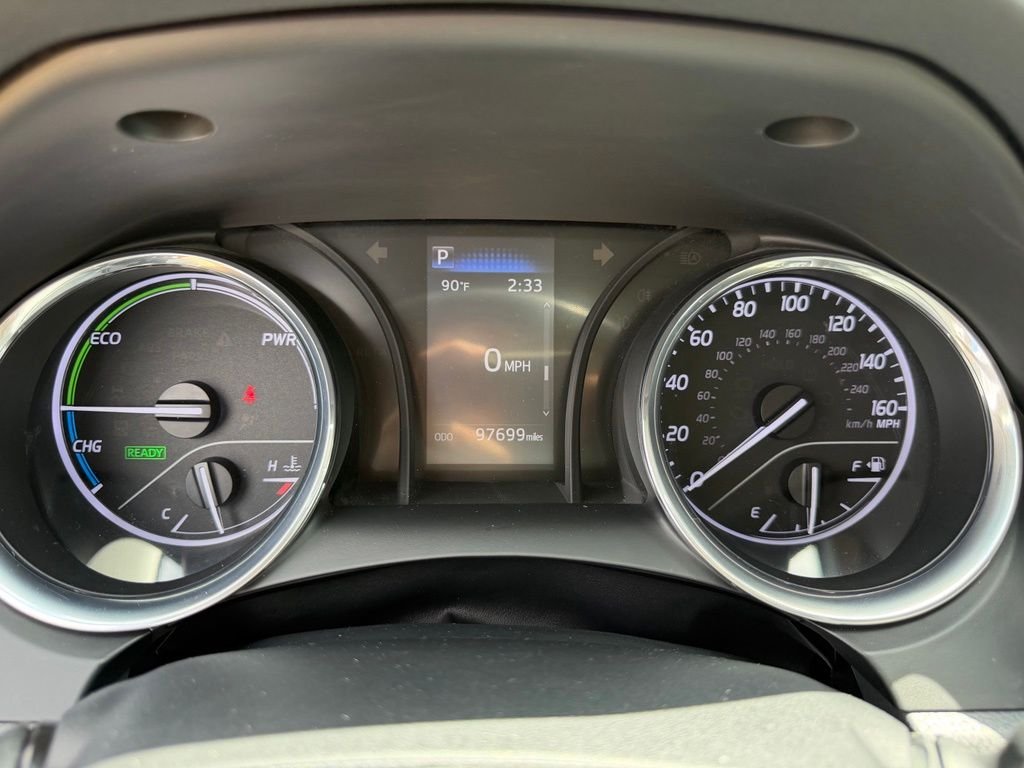 Used 2020 Red Toyota SE image 18