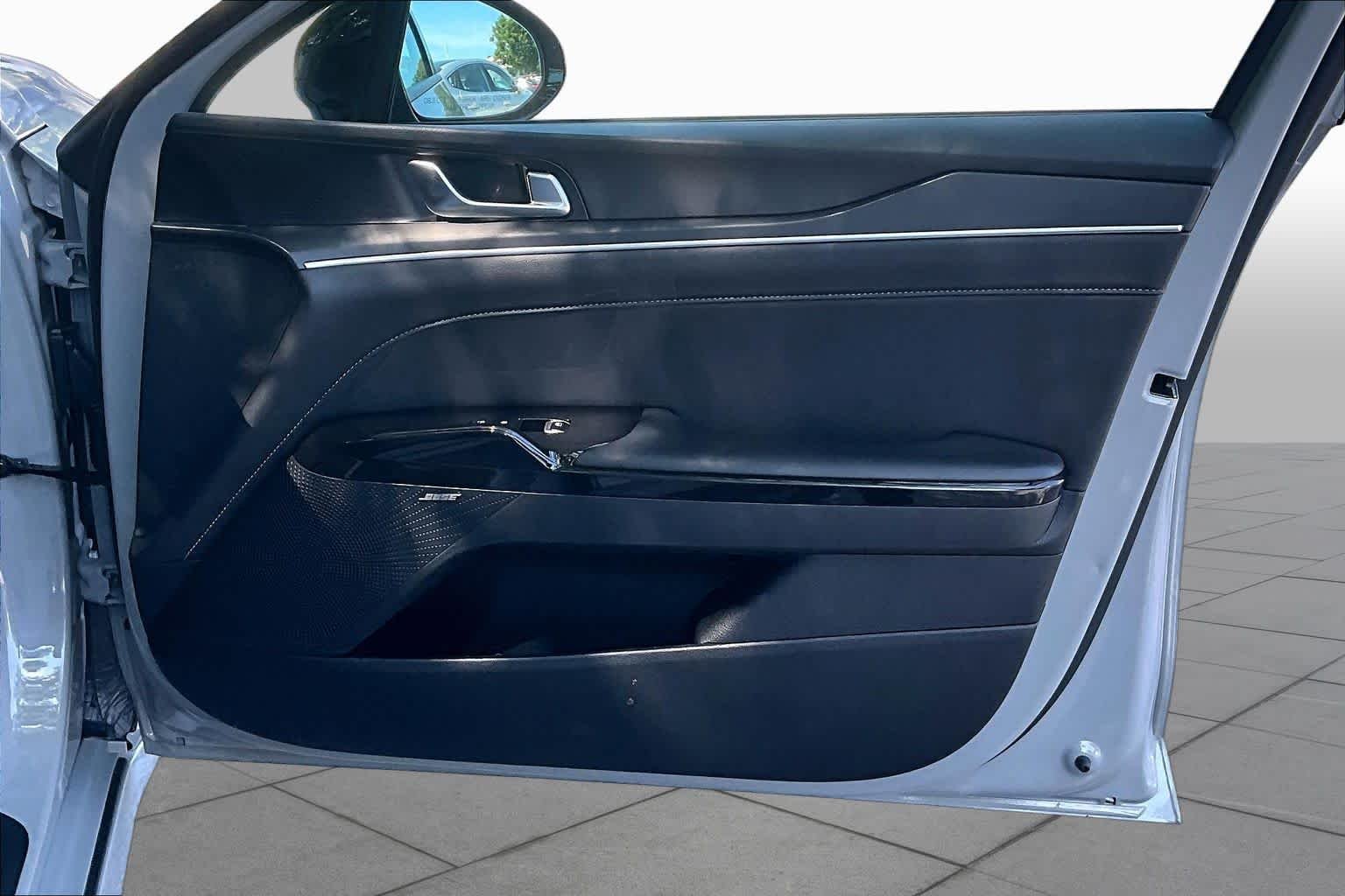 Used 2025 Wolf Gray Kia GT-Line image 23