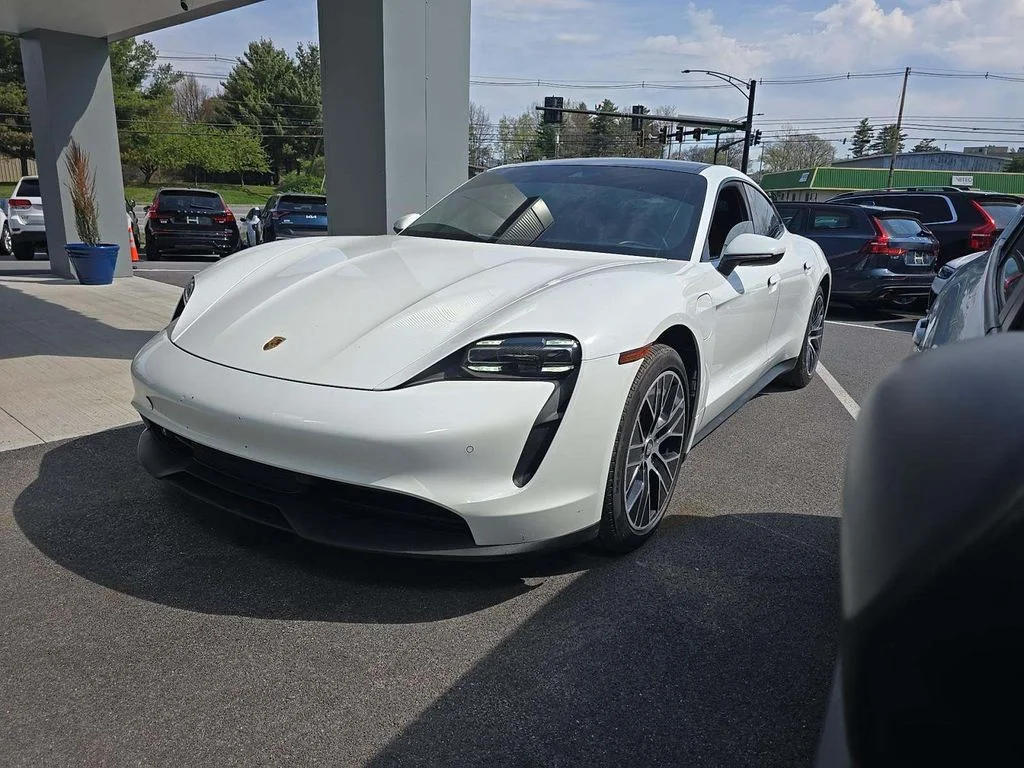 Used 2021 White Porsche 4S image 1