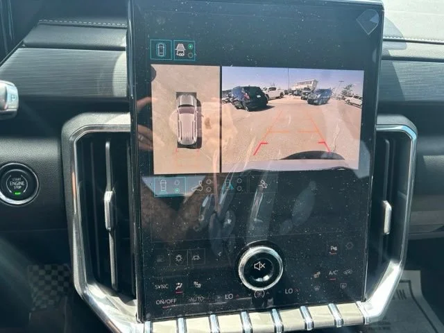 New 2026 Summit White GMC Elevation image 32