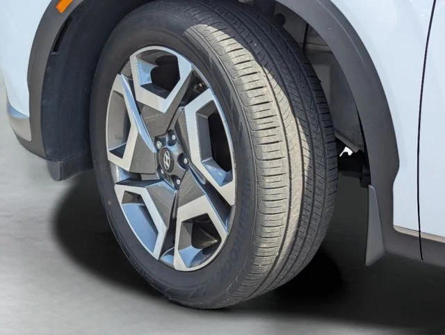 Used 2025 White Hyundai Limited image 41