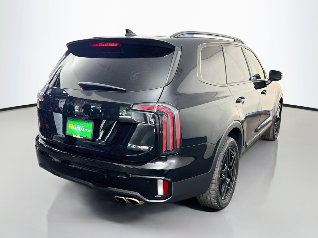 Used 2025 Ebony Black Kia EX X-Line image 7