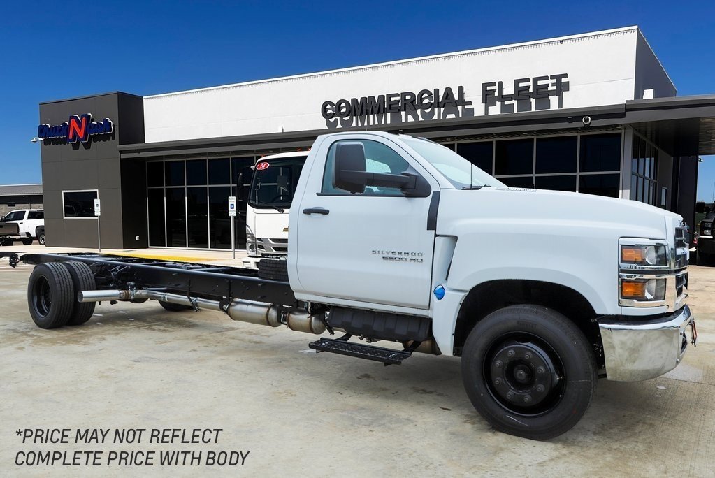 2024 Chevrolet Silverado 4500 Medium Duty Chassis Cab Work Truck