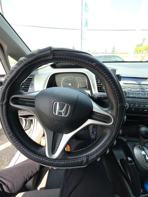 Used 2010 Honda Civic VP with VIN 2HGFA1F33AH585072 for sale in Ventura, CA
