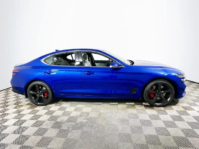 New 2026 Blue Genesis 3.3T Sport Prestige image 3
