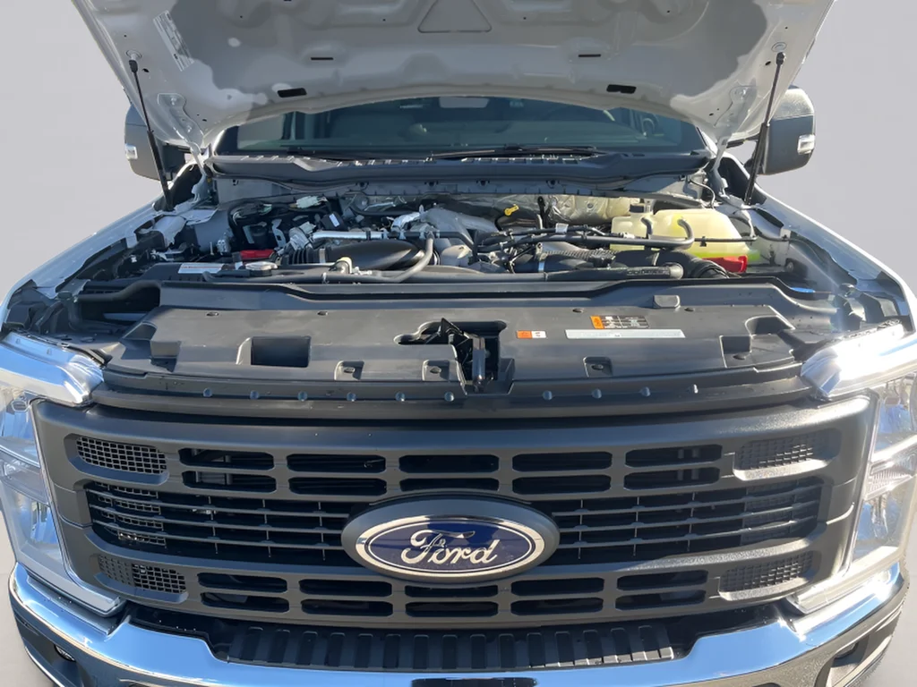 New 2026 Oxford White Ford F-350® XL image 25