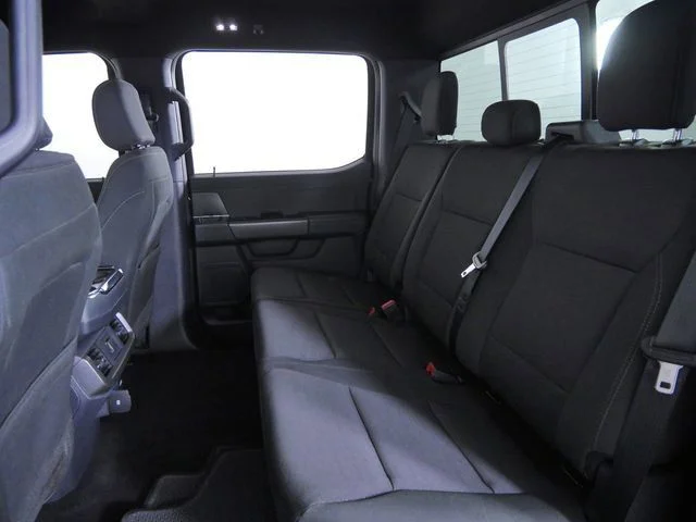 Used 2024 Black Ford XLT image 18