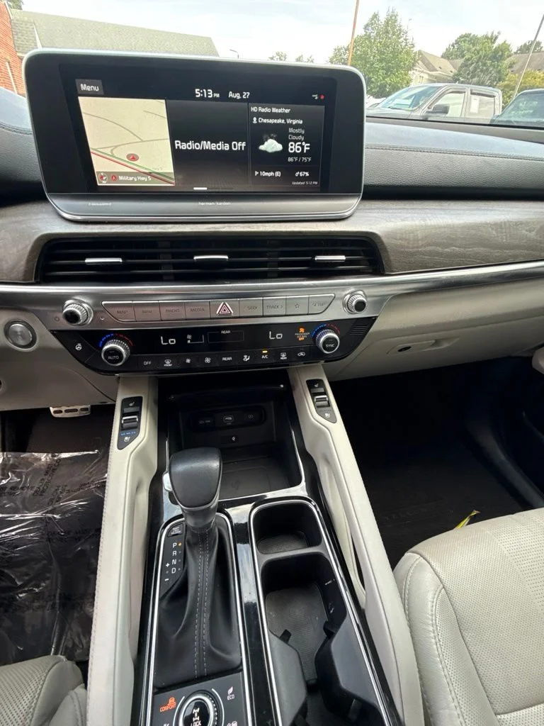 Used 2021 Black Kia SX image 22