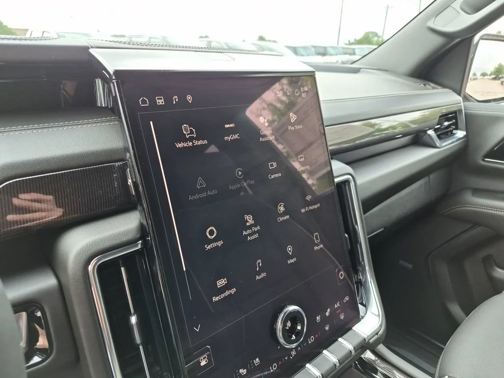 New 2026 Sterling Metallic GMC Elevation image 29