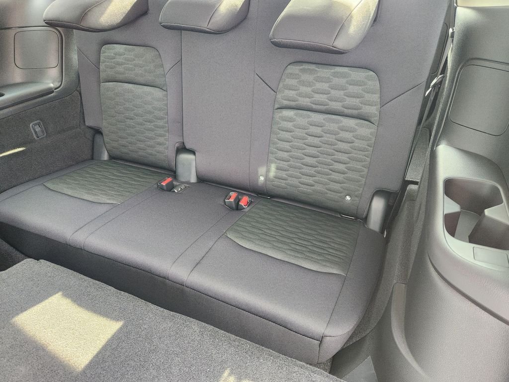 2026 Nissan Pathfinder SV - Photo 31